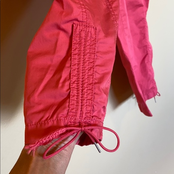 Capris - Picture 3 of 4